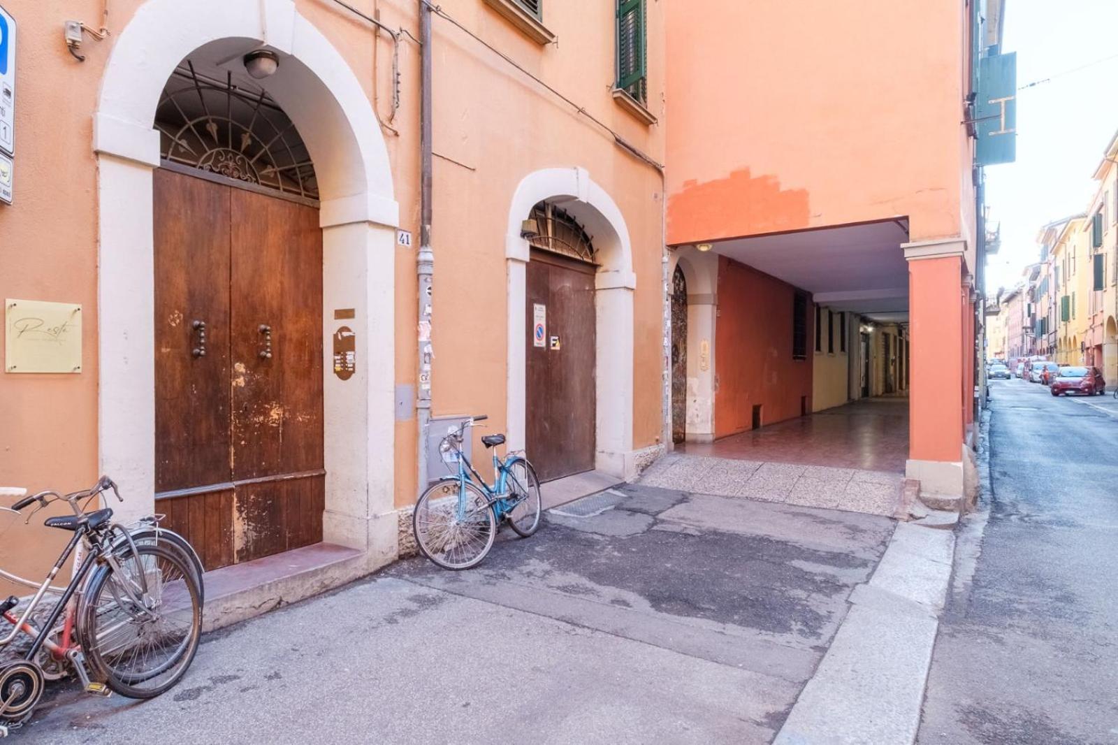 Piazza Maggiore - Il Sentiero Apartment With Private Garden Bologna Exterior foto