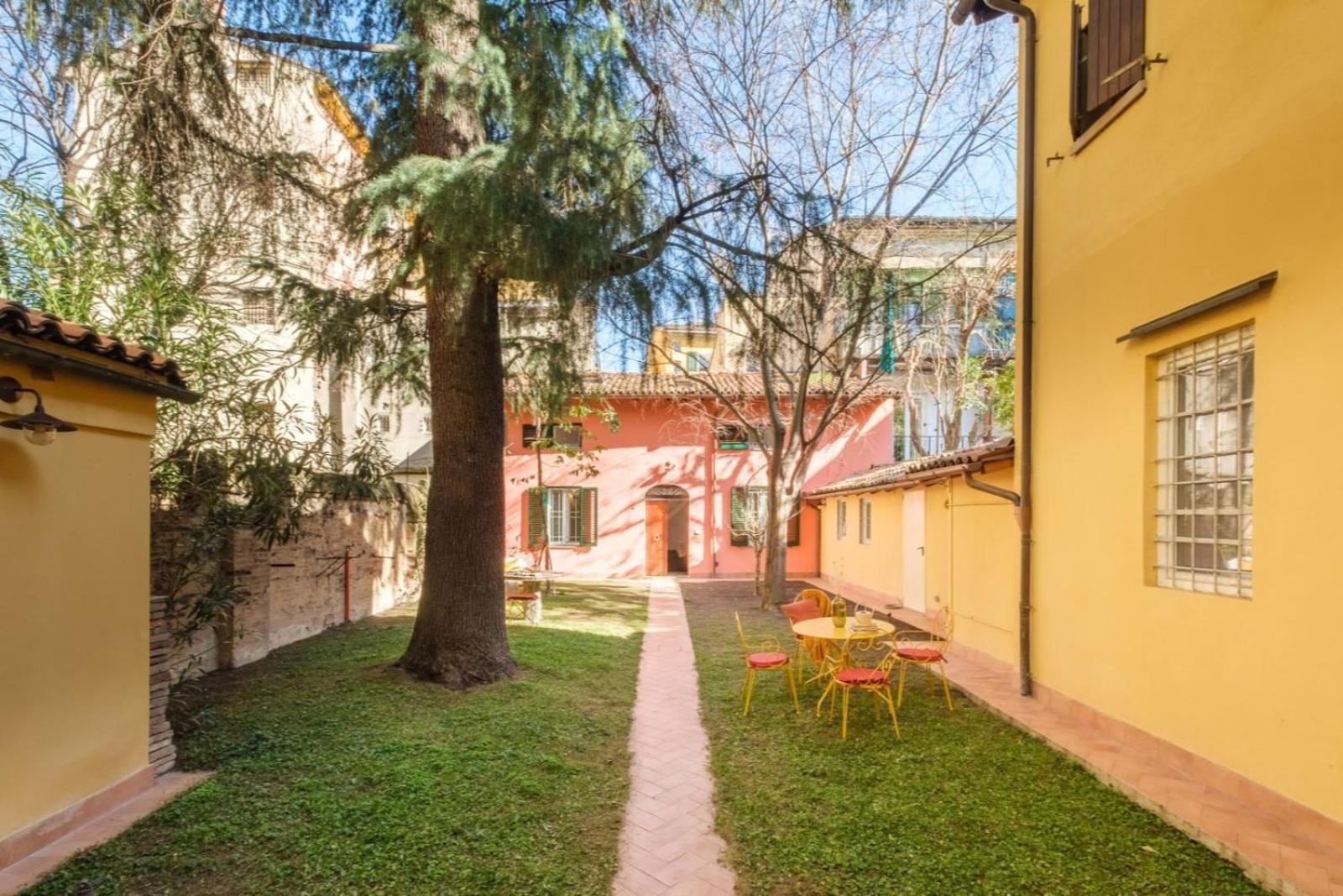Piazza Maggiore - Il Sentiero Apartment With Private Garden Bologna Exterior foto